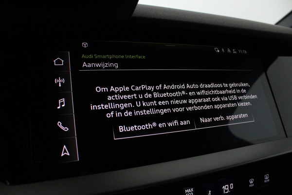 Audi A3 Sportback 30 TFSI Pro Line > 17 inch/Manhattan Gray/Navigatie...