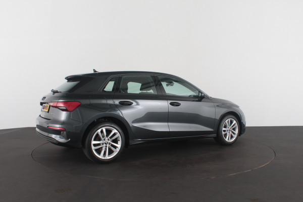 Audi A3 Sportback 30 TFSI Pro Line > 17 inch/Manhattan Gray/Navigatie...