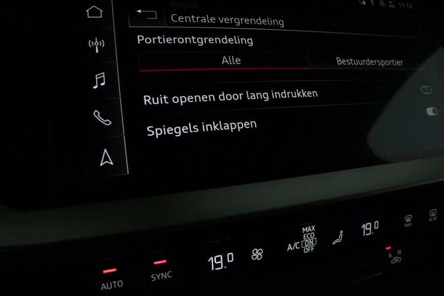 Audi A3 Sportback 30 TFSI Pro Line > 17 inch/Manhattan Gray/Navigatie...