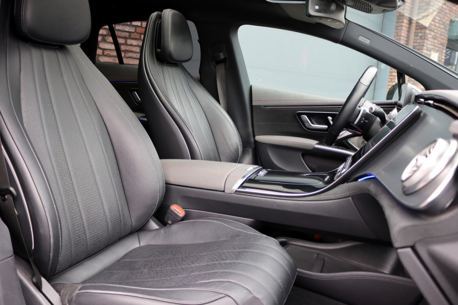 Mercedes-Benz EQS 450+ AMG Line Premium+ 108 kWh | Luchtvering | Achterasbesturing | Distronic+ | Burmester | Stoelventilatie | Massage | Digital Light | Panoramadak | HUD | Verwarmd Stuurwiel |