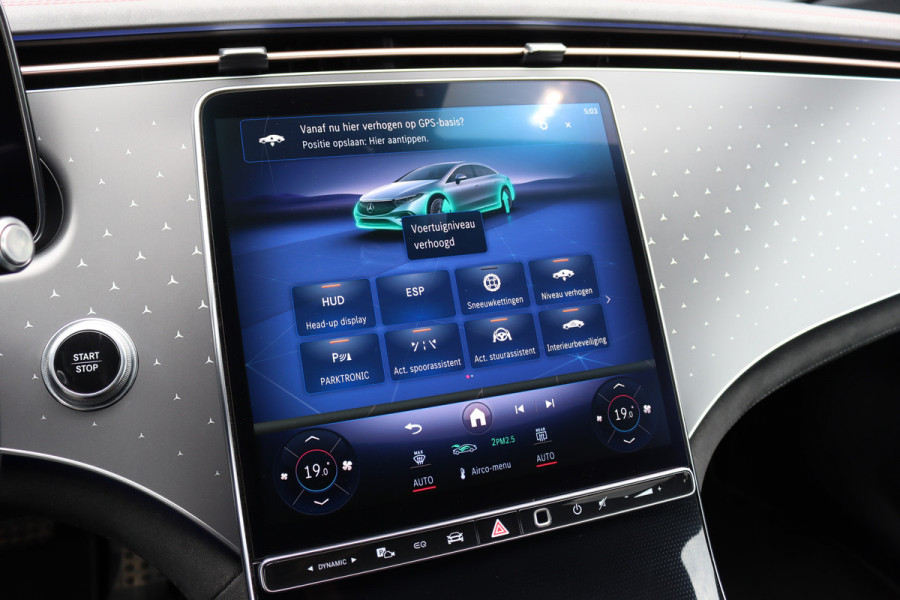 Mercedes-Benz EQS 450+ AMG Line Premium+ 108 kWh | Luchtvering | Achterasbesturing | Distronic+ | Burmester | Stoelventilatie | Massage | Digital Light | Panoramadak | HUD | Verwarmd Stuurwiel |