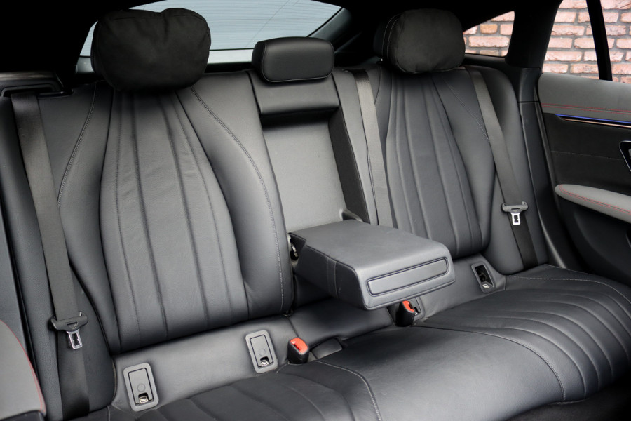 Mercedes-Benz EQS 450+ AMG Line Premium+ 108 kWh | Luchtvering | Achterasbesturing | Distronic+ | Burmester | Stoelventilatie | Massage | Digital Light | Panoramadak | HUD | Verwarmd Stuurwiel |