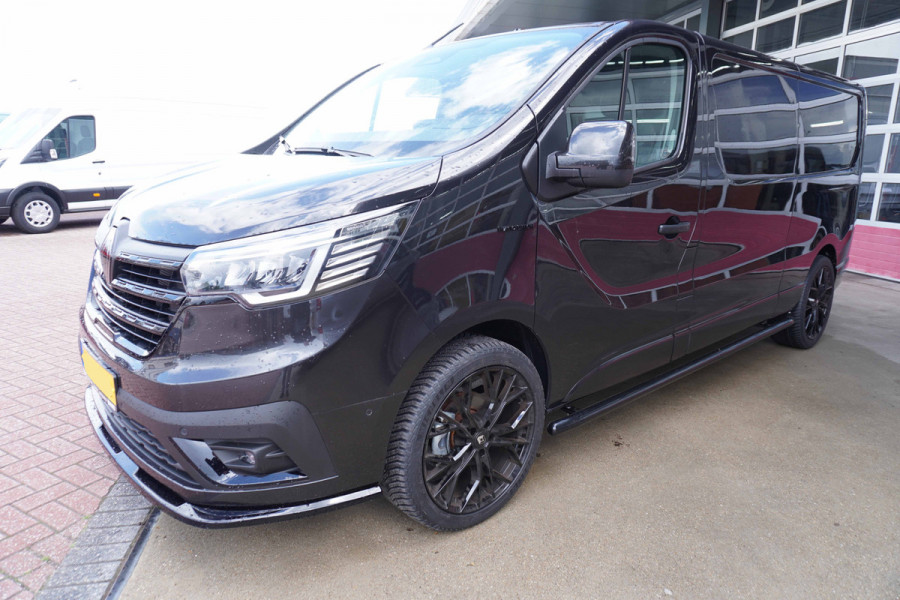 Renault Trafic 2.0 Blue dCi 170PK L2H1 Extra Black Edition Nr. V088 | Climate | Cruise | Navi | Camera | 20"LM velgen | All season