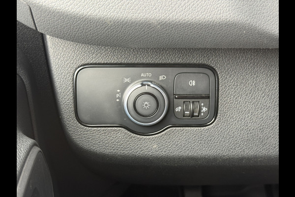 Mercedes-Benz Sprinter 516 2.2 CDI L2H2 Dubbellucht 10 Inch MBUX 3,5t Trekhaak Climate Control Navigatie Parkeersensoren V + A