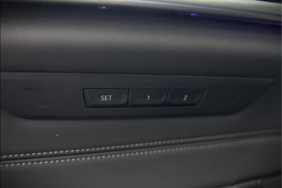 BMW 5 Serie 520e Business Edition Plus M Sport | M Performance | Alvitgrau | Panoramadak | Laser | Stoelverwarming | Stuurverwarming | Camera | Adaptive Cruise Control | Apple Carplay | Navigatie | Elektrische Stoelen | SOH 89%