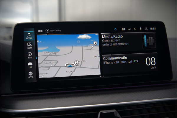 BMW 5 Serie 520e Business Edition Plus M Sport | M Performance | Alvitgrau | Panoramadak | Laser | Stoelverwarming | Stuurverwarming | Camera | Adaptive Cruise Control | Apple Carplay | Navigatie | Elektrische Stoelen | SOH 89%