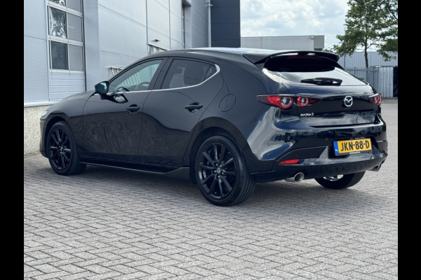 Mazda 3 2.0 ltr, 187pk X, Takumi, rood leder