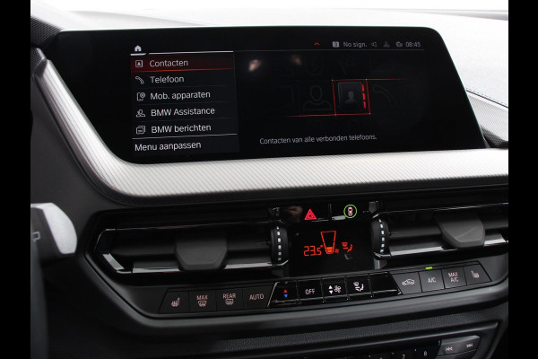 BMW 1-serie 118i M-Sport Automaat Digitale Cockpit  Climate control  Stoel verwarming  LED  Sfeer verlichting  Lichtmetalen velgen  Navigatie  Apple carplay/ Android auto  Parkeersensoren
