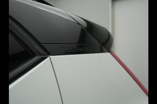 Volvo XC40 Pro Recharge Pure Electric 70kWh 232pk | Panodak | Adaptive Cruise | 360 Camera | Warmtepomp | Sportstoelen Memory & Verwarmd | Harman / Kardon | Google Assistent | 20"L.M | Stuur Verwarmd | Keyless | Blis | DAB |