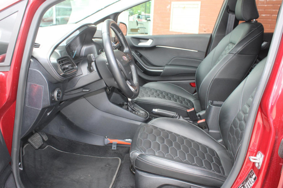 Ford Fiesta 1.0 EcoBoost Vignale Automaat | Volledig Lederen Interieur | Winter Pack | Full Options |