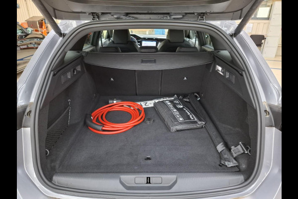 Peugeot e-308 SW GT Avantage EV 54 kWh Alcantara interieur | Trekhaak Afn.