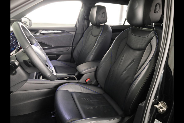 Volkswagen Tayron 1.5 eHybrid R-Line Edition 272 pk Automaat (DSG) | Verlengde garantie | Navigatie | Panoramadak | Trekhaak (wegklapbaar) | Parkeersensoren (Park assist) | Achteruitrijcamera | Black Style pakket | R-Line |