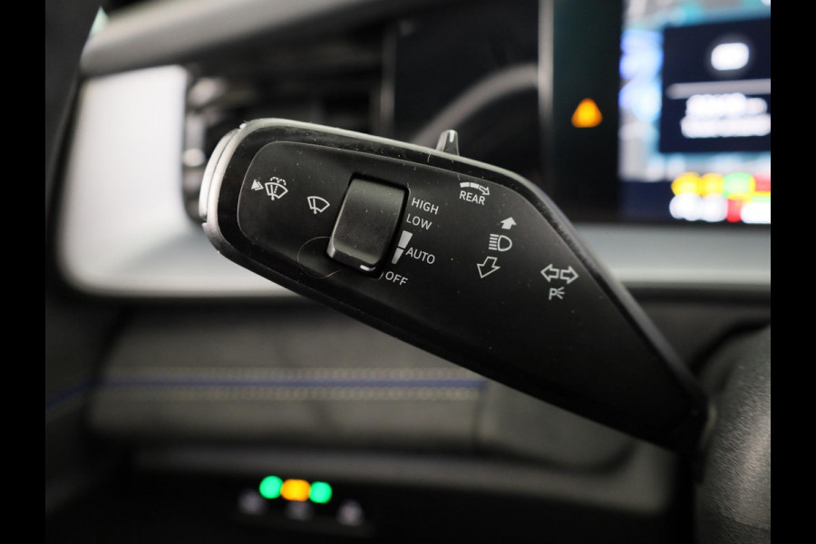 Volkswagen Tayron 1.5 eHybrid R-Line Edition 272 pk Automaat (DSG) | Verlengde garantie | Navigatie | Panoramadak | Trekhaak (wegklapbaar) | Parkeersensoren (Park assist) | Achteruitrijcamera | Black Style pakket | R-Line |