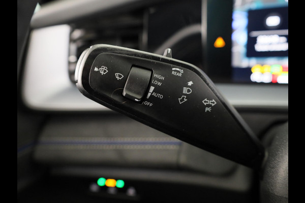 Volkswagen Tayron 1.5 eHybrid R-Line Edition 272 pk Automaat (DSG) | Verlengde garantie | Navigatie | Panoramadak | Trekhaak (wegklapbaar) | Parkeersensoren (Park assist) | Achteruitrijcamera | Black Style pakket | R-Line |