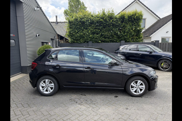 Volkswagen Polo 1.0 TSI DSG Comfortline | Navigatie | Carplay | Parkeersensoren | Airco | Lichtmetalen Velgen | DAB |