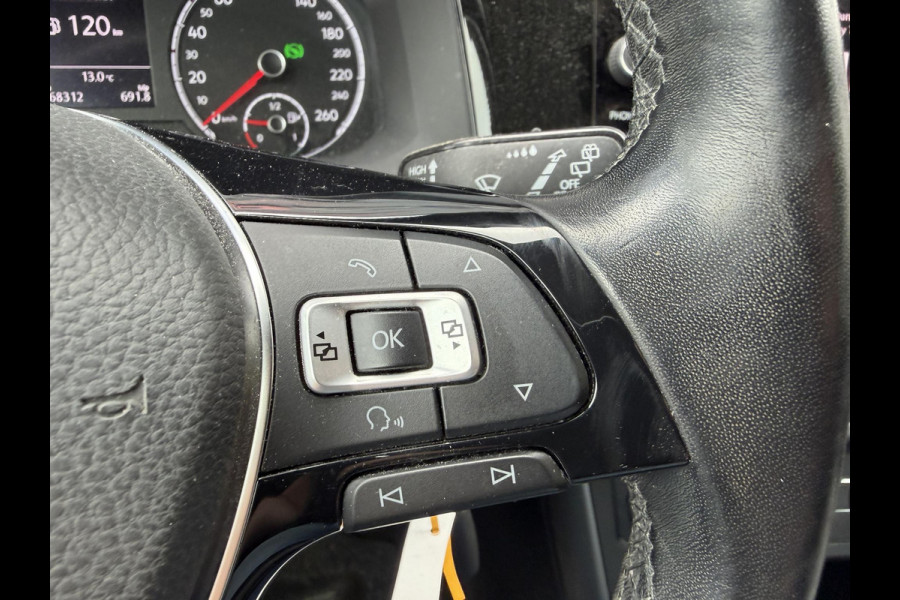 Volkswagen Polo 1.0 TSI DSG Comfortline | Navigatie | Carplay | Parkeersensoren | Airco | Lichtmetalen Velgen | DAB |