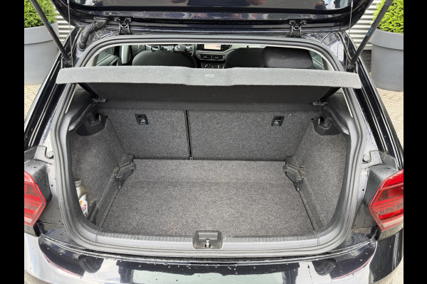 Volkswagen Polo 1.0 TSI DSG Comfortline | Navigatie | Carplay | Parkeersensoren | Airco | Lichtmetalen Velgen | DAB |