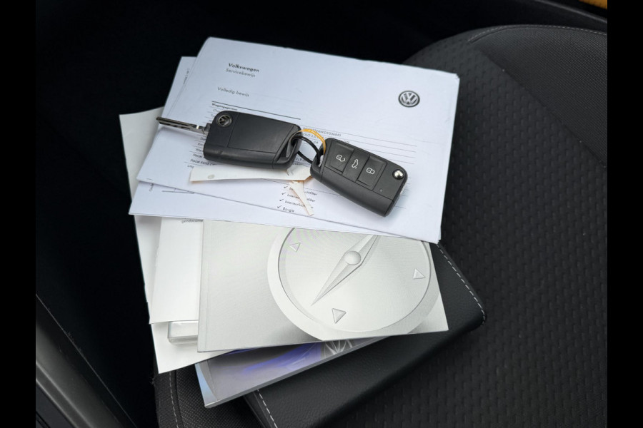 Volkswagen Polo 1.0 TSI DSG Comfortline | Navigatie | Carplay | Parkeersensoren | Airco | Lichtmetalen Velgen | DAB |
