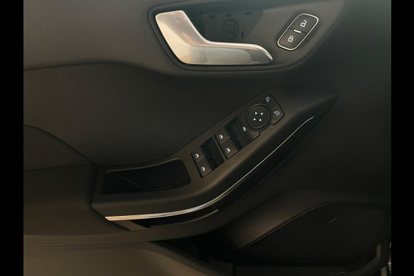 Ford Fiesta 1.0 EcoBoost Hybrid Titanium