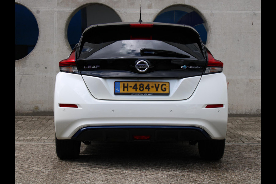 Nissan Leaf N-Connecta 40 kWh | APPLE CARPLAY / ADNROID AUTO | STOELVERWARMING | ADAPTIEVE CRUISE CONTROL |
