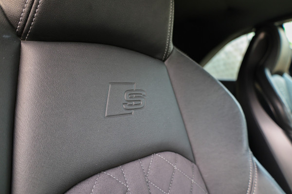 Audi S5 Cabriolet 3.0 TFSI S5 quattro | MASSAGE | RS-SEATS | 360 | KEYLESS | MATRIX | CARBON | DODE HOEK |