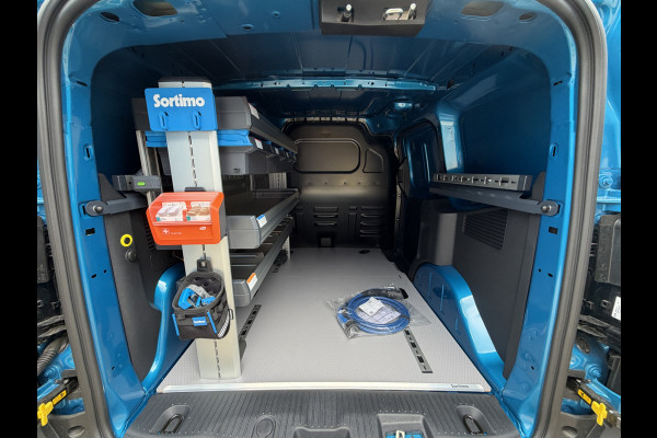 Ford E-Transit Cour. Limited 44 kWh Direct rijden/CarPlay/Sortimo inbouw/stoelverwarming