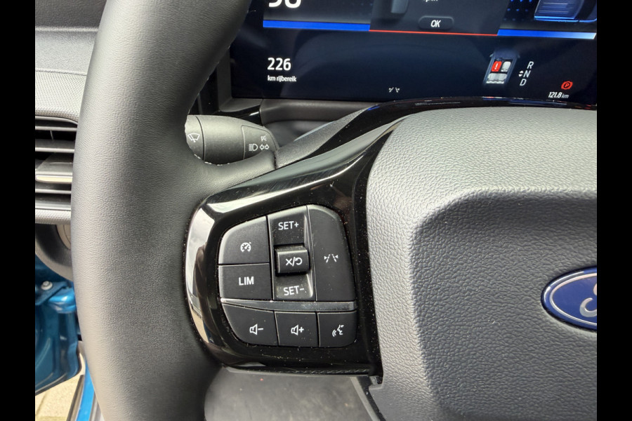 Ford E-Transit Cour. Limited 44 kWh Direct rijden/CarPlay/Sortimo inbouw/stoelverwarming