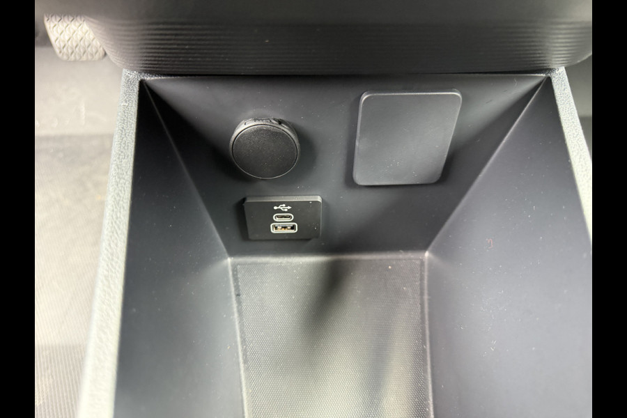 Ford E-Transit Cour. Limited 44 kWh Direct rijden/CarPlay/Sortimo inbouw/stoelverwarming
