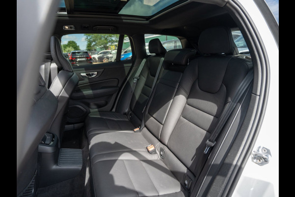 Volvo V60 2.0 T8 390PK Recharge AWD Inscription | Pano | H/K Sound | Trekhaak | Memory