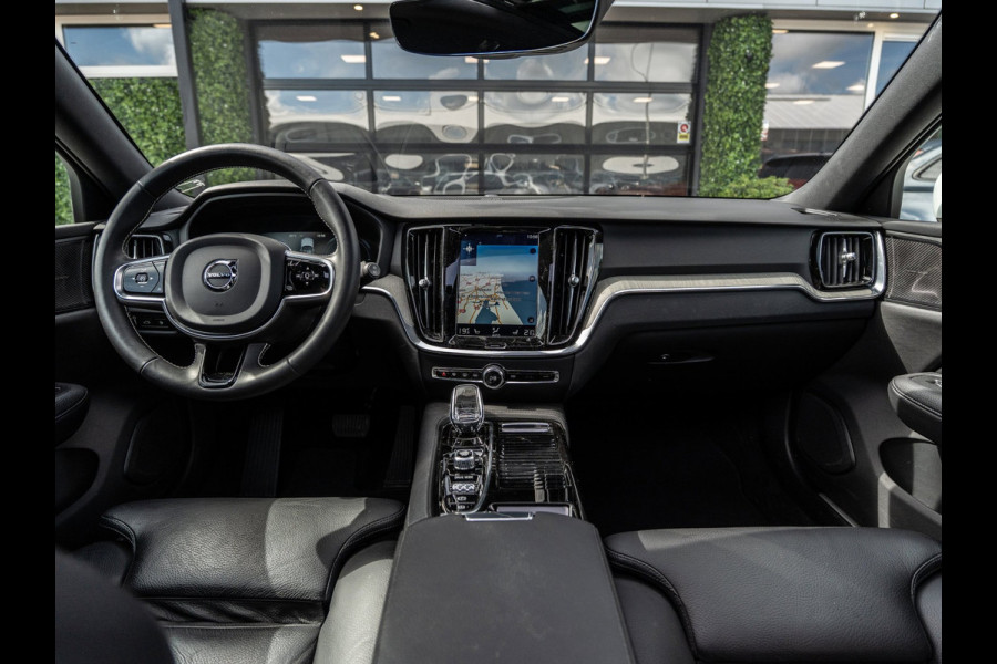 Volvo V60 2.0 T8 390PK Recharge AWD Inscription | Pano | H/K Sound | Trekhaak | Memory