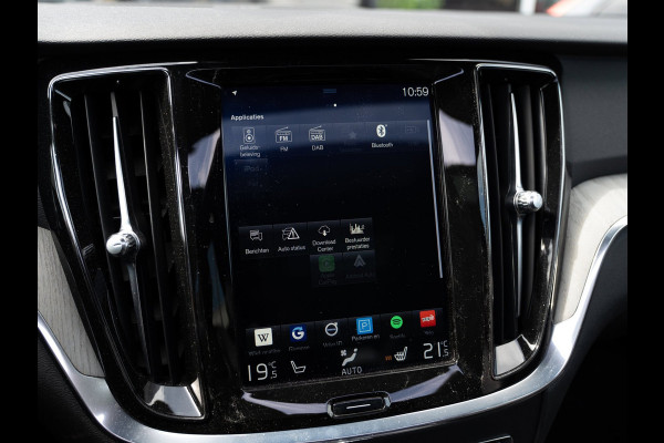 Volvo V60 2.0 T8 390PK Recharge AWD Inscription | Pano | H/K Sound | Trekhaak | Memory