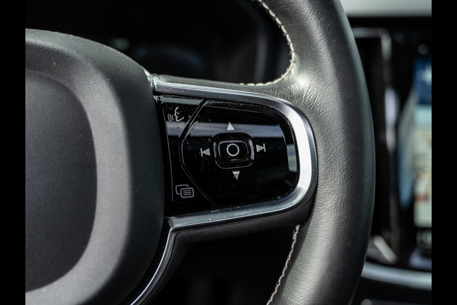 Volvo V60 2.0 T8 390PK Recharge AWD Inscription | Pano | H/K Sound | Trekhaak | Memory