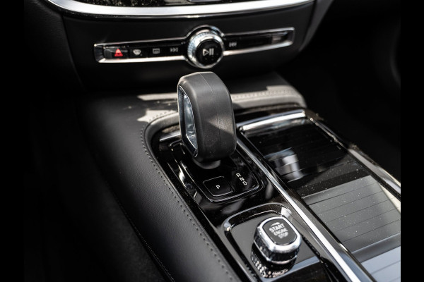 Volvo V60 2.0 T6 350PK PHEV AWD Plus Dark | Premium | Pano | H/K Sound | Fab. Garantie 11-2027 | BTW