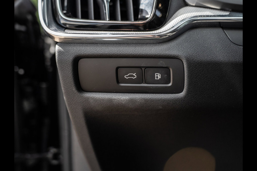 Volvo V60 2.0 T6 350PK PHEV AWD Plus Dark | Premium | Pano | H/K Sound | Fab. Garantie 11-2027 | BTW