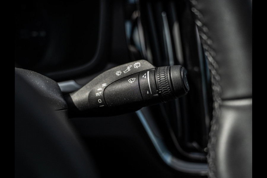 Volvo V60 2.0 T6 350PK PHEV AWD Plus Dark | Premium | Pano | H/K Sound | Fab. Garantie 11-2027 | BTW
