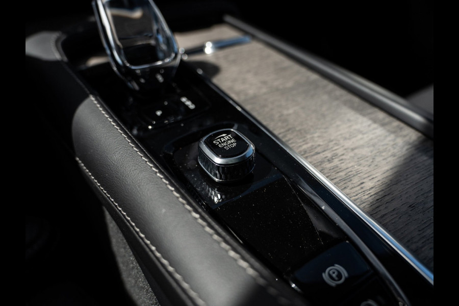 Volvo XC90 2.0 T8 Recharge AWD Ultimate Bright | Massage | Bowers&Wilkins Sound | Luchtvering | Trekhaak | Polestar