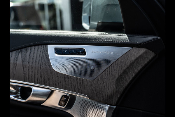 Volvo XC90 2.0 T8 Recharge AWD Ultimate Bright | Massage | Bowers&Wilkins Sound | Luchtvering | Trekhaak | Polestar