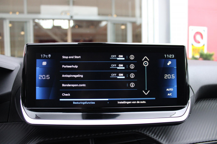 Peugeot 2008 1.2 100PK ALLURE PACK | NAVIGATIE 10" TOUCHSCREEN| ACHTERUITRIJ CAMERA | 3-D INSTRUMENTENPANEEL | APPLE CARPLAY/ANDROID AUTO | LICHTMETALEN VELGEN 17" | DAB+ RADIO | CRUISE CONTROL | GETINTE RUITEN |