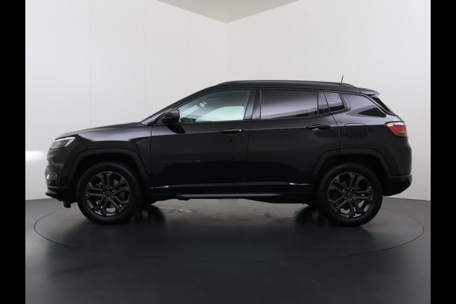 Jeep Compass 1.3 Plug-In Hybrid 80th Anniversary 4WD VAN: 26.900,- VOOR: 24.220,- UW WKVOORDEEL: 2.680,- | PHEV| ACHTERUITRIJCAMERA| ADAPTIVE CRUISE CONTROL| APPLE CAPLAY/ ANDROID AUTO|