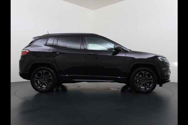 Jeep Compass 1.3 Plug-In Hybrid 80th Anniversary 4WD VAN: 26.900,- VOOR: 24.220,- UW WKVOORDEEL: 2.680,- | PHEV| ACHTERUITRIJCAMERA| ADAPTIVE CRUISE CONTROL| APPLE CAPLAY/ ANDROID AUTO|