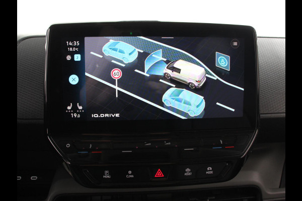 Volkswagen ID. Buzz Cargo 77 kWh Navigatie Apple Carplay Android Auto Parkeersensoren Adaptive Cruise Control Climate Control Lichtmetalen velgen LED