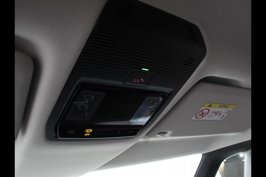 Volkswagen ID. Buzz Cargo 77 kWh Navigatie Apple Carplay Android Auto Parkeersensoren Adaptive Cruise Control Climate Control Lichtmetalen velgen LED