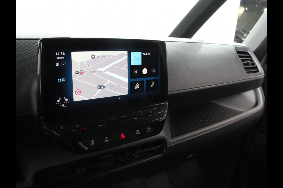 Volkswagen ID. Buzz Cargo 77 kWh Navigatie Apple Carplay Android Auto Parkeersensoren Adaptive Cruise Control Climate Control Lichtmetalen velgen LED
