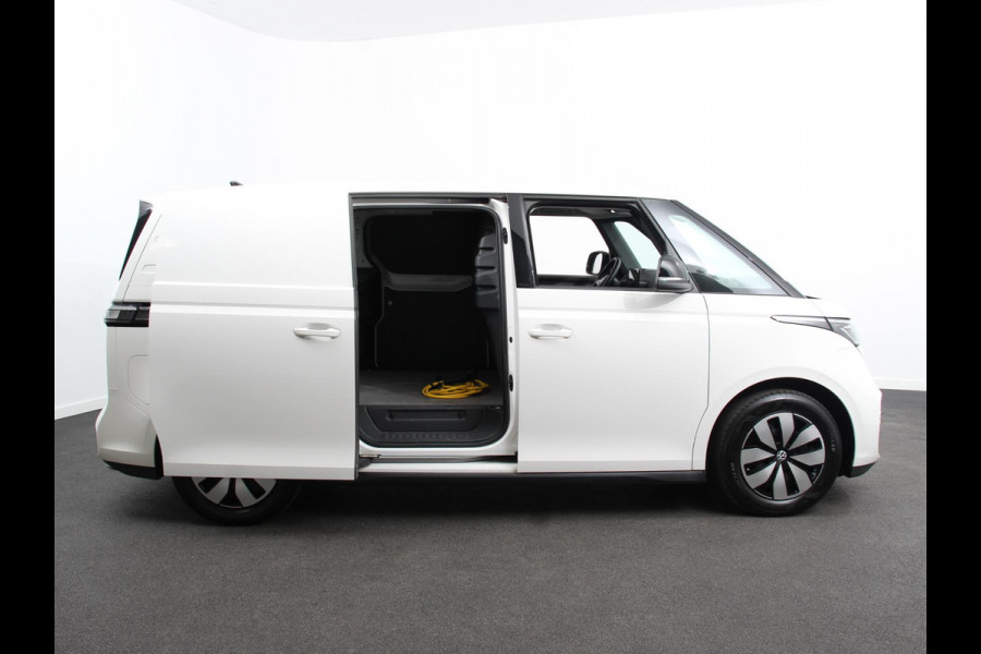 Volkswagen ID. Buzz Cargo 77 kWh Navigatie Apple Carplay Android Auto Parkeersensoren Adaptive Cruise Control Climate Control Lichtmetalen velgen LED