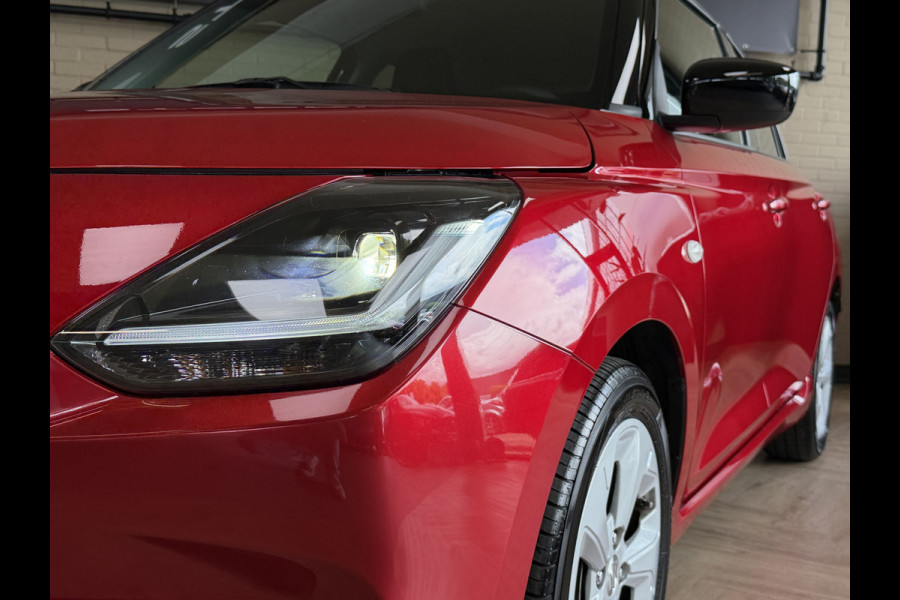 Suzuki Swift 1.2 Style Smart Hybrid | Navi | 16" | ACC | Dodehoek | Camera | Carplay | Led |