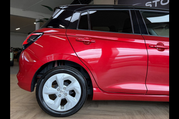 Suzuki Swift 1.2 Style Smart Hybrid | Navi | 16" | ACC | Dodehoek | Camera | Carplay | Led |