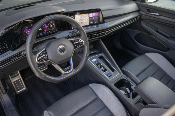 Volkswagen Golf 1.4 eHybrid GTE PANO LEDER CAMERA HUD ACC DODEHOEK