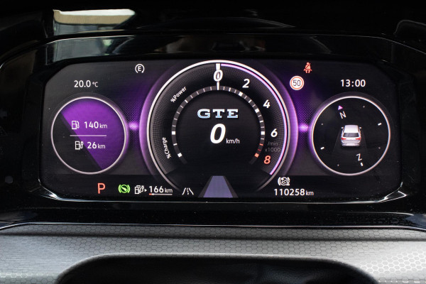 Volkswagen Golf 1.4 eHybrid GTE PANO LEDER CAMERA HUD ACC DODEHOEK