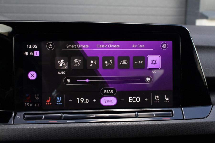 Volkswagen Golf 1.4 eHybrid GTE PANO LEDER CAMERA HUD ACC DODEHOEK