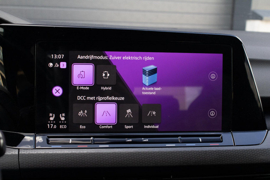 Volkswagen Golf 1.4 eHybrid GTE PANO LEDER CAMERA HUD ACC DODEHOEK